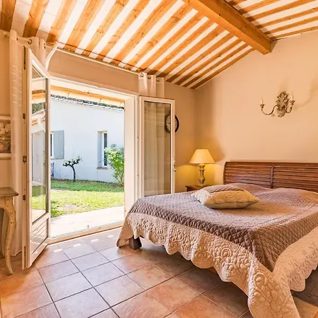 Jade En Provence Guest house 4*