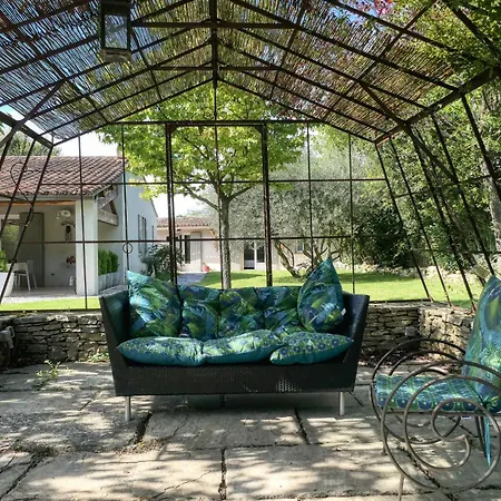 Jade En Provence Guest house Vaison-la-Romaine