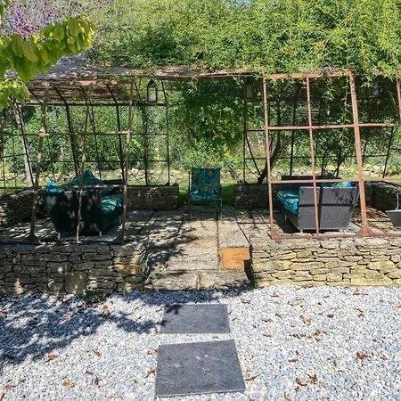 Guest house Jade En Provence 4*